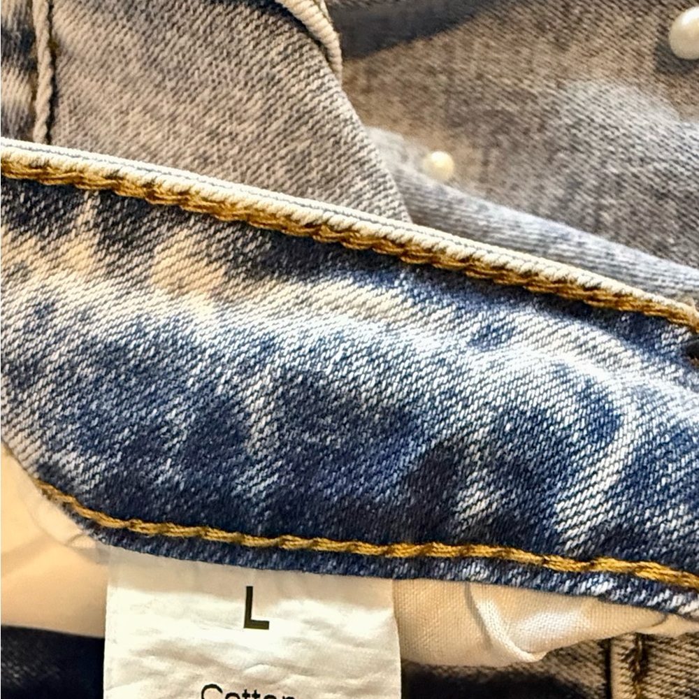 Pearl Studded High-Waisted Straight Leg Jeans – Size L - Picture 3 of 6